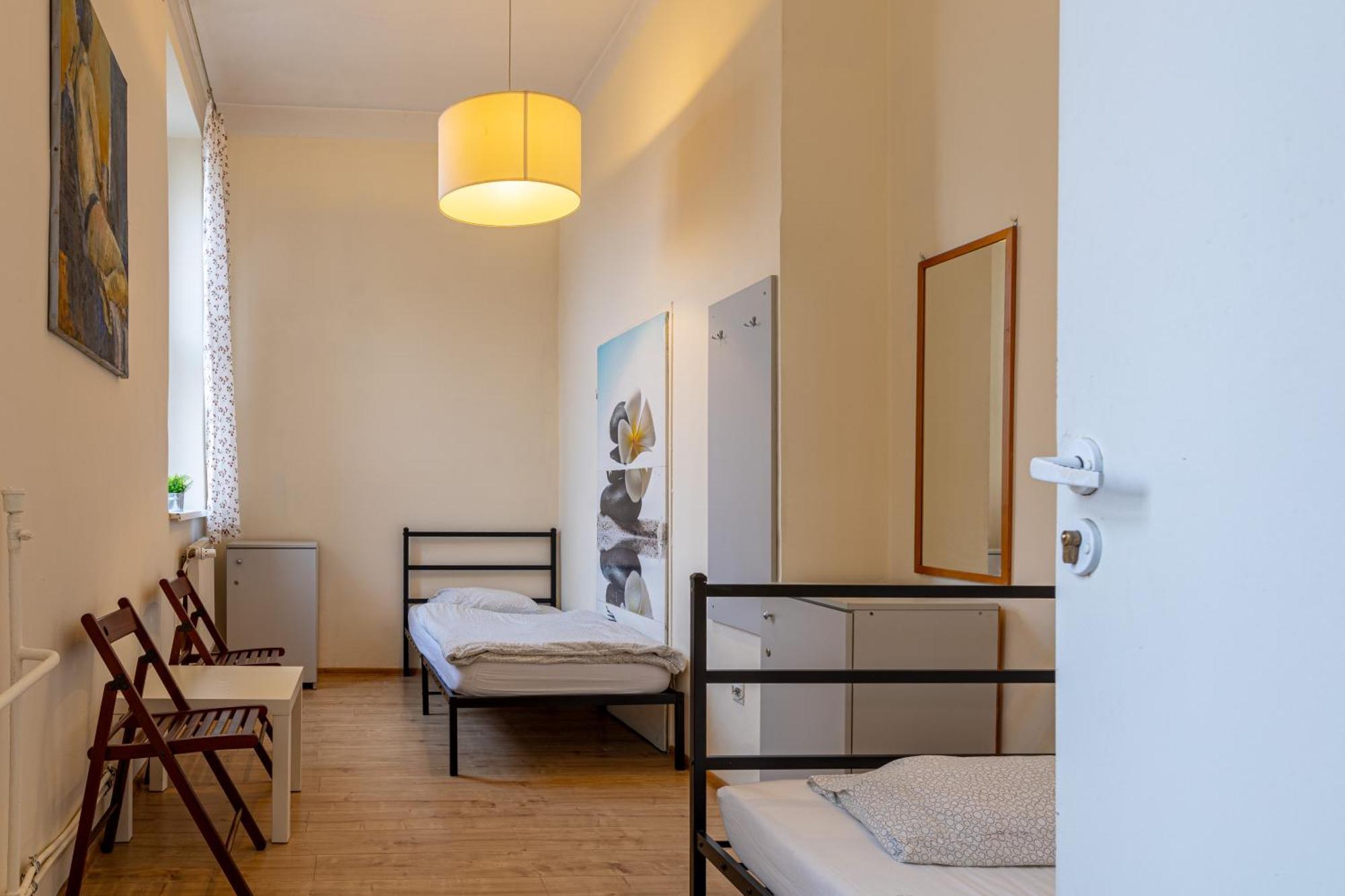 Hostel Orange Plus Торунь Екстер'єр фото