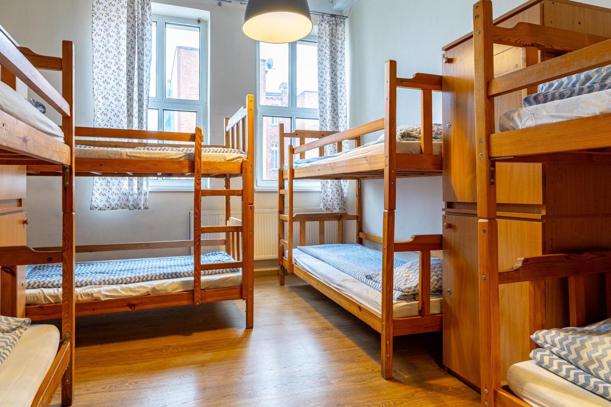 Hostel Orange Plus Торунь Екстер'єр фото