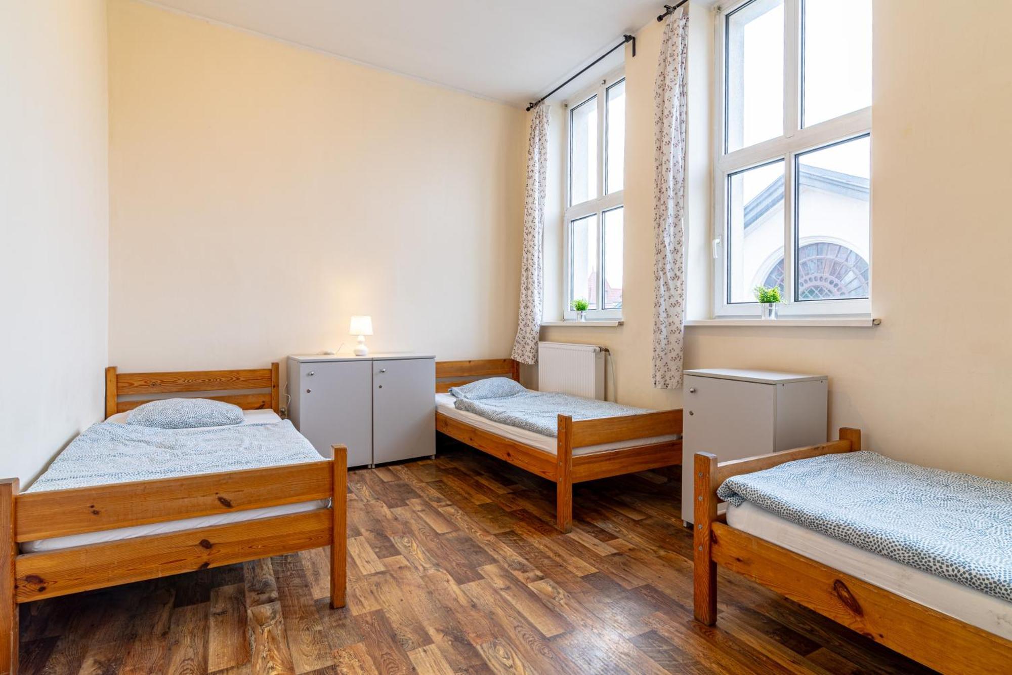 Hostel Orange Plus Торунь Екстер'єр фото